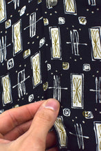 Load image into Gallery viewer, Abstract Print Shirt