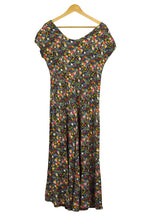 Load image into Gallery viewer, Sleeveless Floral Dress