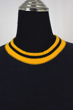 Load image into Gallery viewer, 90s Boston Bruins NHL Sweatshirt