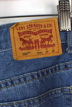 Load image into Gallery viewer, Levi&#39;s 505 Brand Jeans
