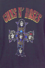 Load image into Gallery viewer, Guns &#39;N Roses T-shirt
