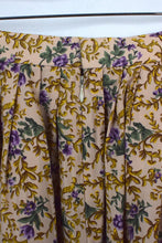 Load image into Gallery viewer, Pink Floral Print Skirt