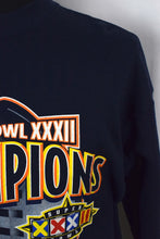 Load image into Gallery viewer, 1996 Denver Broncos NFL Champions Sweatshirt