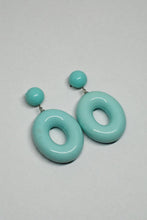 Load image into Gallery viewer, 90&#39;s Chunky Oval Plastic Drop Earrings
