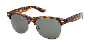 Retro Wayfarer Style Sunglasses (Available in 2 colours)