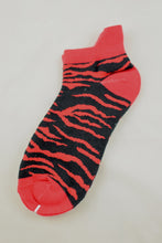 Load image into Gallery viewer, NEW Zebra Print Anklet Socks
