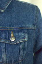 Load image into Gallery viewer, Wrangler Brand Denim Jacket