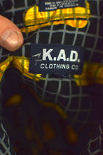 Load image into Gallery viewer, Tiki Print Party Shirt