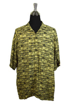 Load image into Gallery viewer, Campia Moda Brand Party Shirt