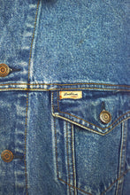 Load image into Gallery viewer, Levi's Brand Denim Jacket
