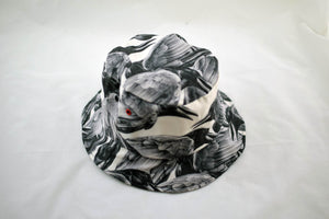 NEW Magpies Print Bucket Hat