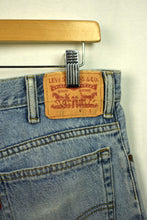 Load image into Gallery viewer, Levis Strauss Denim Shorts