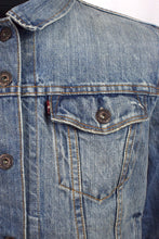 Load image into Gallery viewer, Ladies Levis Denim Jacket
