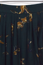 Load image into Gallery viewer, Reworked Duck Hunting Print Skirt
