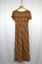 Load image into Gallery viewer, Ladies Checkered Dress
