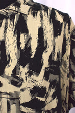 Load image into Gallery viewer, Express Brand Abstract Print Shirt
