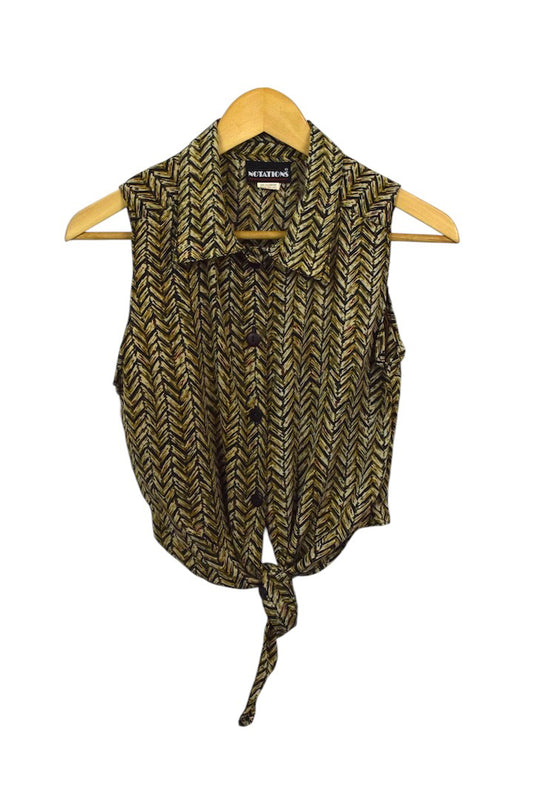 Reworked Zig-Zag Print Crop Tie-Up Blouse