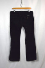 Load image into Gallery viewer, Ralph Lauren Brand Corduroy Pants

