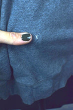 Load image into Gallery viewer, Everlast Brand Hoodie
