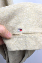 Load image into Gallery viewer, Tommy Hilfiger Brand Pullover
