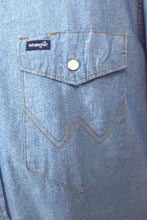 Load image into Gallery viewer, Wrangler Brand Denim Shirt
