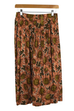 Load image into Gallery viewer, Elemi Brand Skirt
