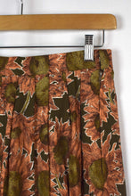 Load image into Gallery viewer, Elemi Brand Skirt

