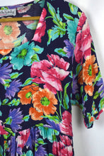 Load image into Gallery viewer, Colourful Floral Print Dress
