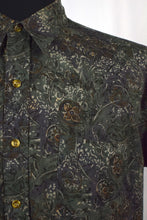 Load image into Gallery viewer, Abstract Print Party Shirt
