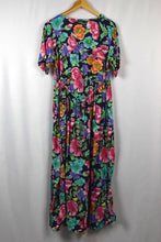 Load image into Gallery viewer, Colourful Floral Print Dress
