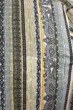 Load image into Gallery viewer, Abstract Striped Shirt
