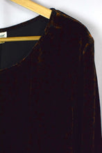Load image into Gallery viewer, Leopard Print Velvet Top
