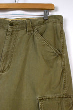 Load image into Gallery viewer, Dockers Brand Cargo Pants
