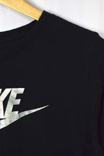 Load image into Gallery viewer, Nike Brand T-shirt
