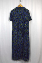 Load image into Gallery viewer, Blue Floral Print Dress
