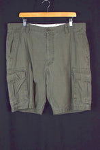 Load image into Gallery viewer, Dockers Brand Cargo Shorts
