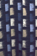Load image into Gallery viewer, Square Print Shirt
