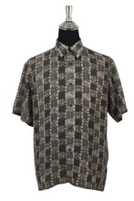 Load image into Gallery viewer, Alpha Time Brand Square Print Shirt
