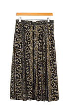 Load image into Gallery viewer, Cheetah Print Skirt
