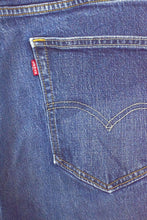 Load image into Gallery viewer, Levi Strauss &amp; Co. Brand 505 Jeans
