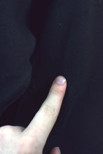 Load image into Gallery viewer, 2000 New York Mets MLB Sweatshirt
