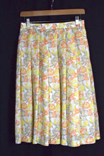 Load image into Gallery viewer, Blessrac Brand Floral Print Skirt
