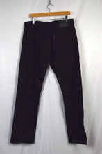 Load image into Gallery viewer, Black 501 Levi Strauss &amp; Co Brand Jeans
