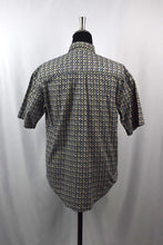 Load image into Gallery viewer, Diamond Square Print Shirt
