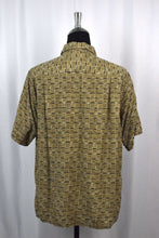Load image into Gallery viewer, Square Print Shirt
