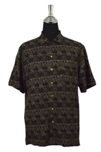 Load image into Gallery viewer, Abstract Print Shirt
