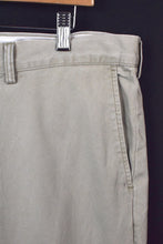 Load image into Gallery viewer, Ralph Lauren Brand Chino Pants
