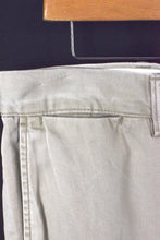 Load image into Gallery viewer, Ralph Lauren Brand Chino Pants
