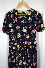 Load image into Gallery viewer, Navy Floral Print Dress
