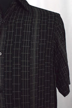 Load image into Gallery viewer, Black Abstract Print Shirt
